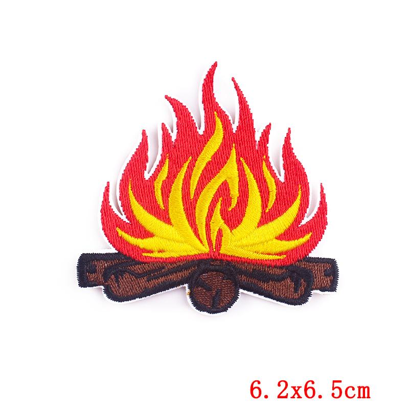Red Punk Heart Embroidered Patches On Clothes Design Skull Patch Iron On Patches For Clothing Stickers DIY Sewing Fusible Badges