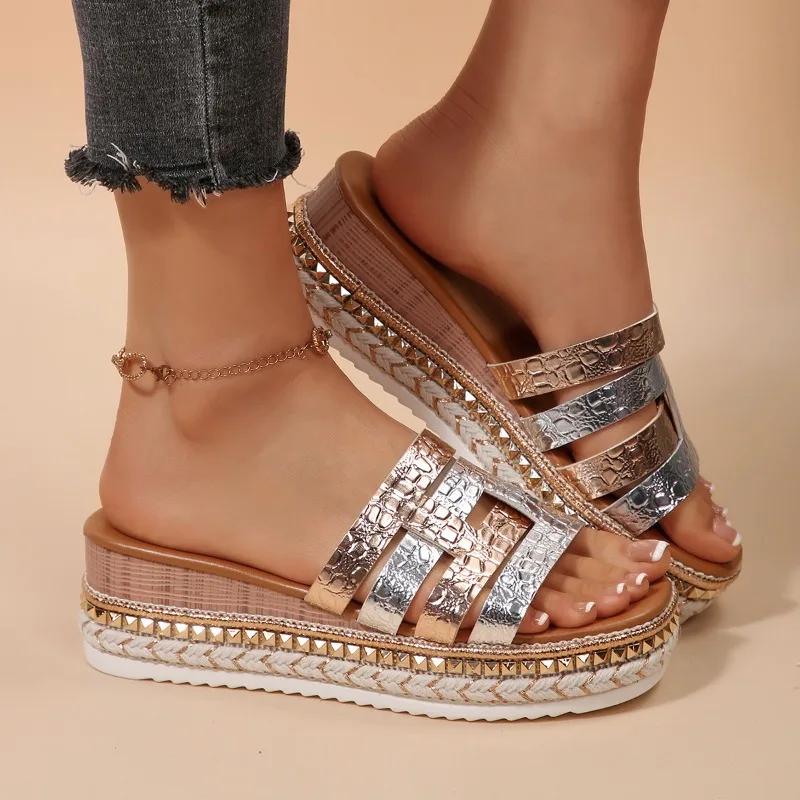 Fashion 2025 Summer Open Toe Women's Slippers Fashion Outdoor Casual New Plus Size Concise Color Matching Best Seller Wedge Slippers
