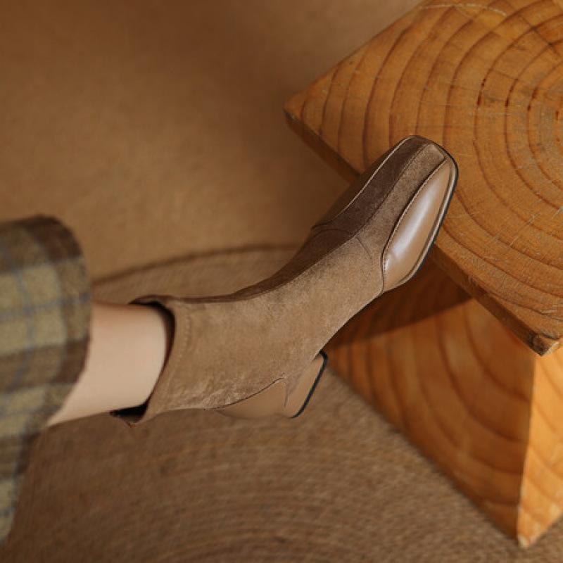 Autumn and winter women's suede Martin boots low heel large size women's boots square head Korean version leather boots rear zipper new medium boots