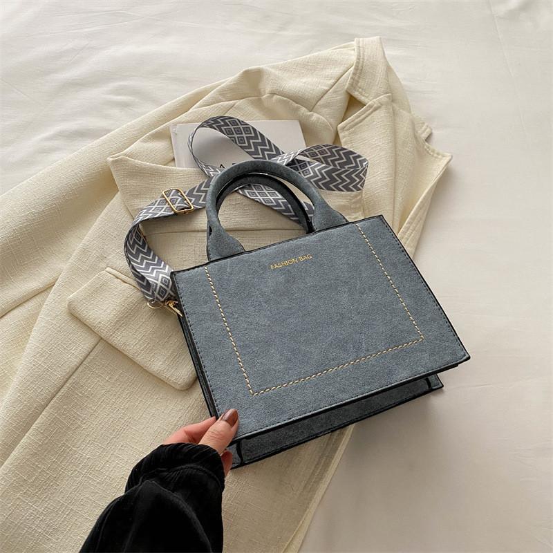 Fashionable Women's Small Shoulder Bag 2024 Korean Style Pu Leather Crossbody