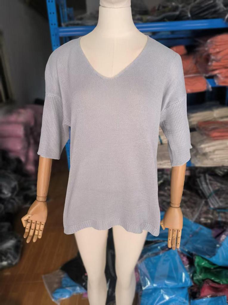 Women's European & American V-Neck Knit Sweaters, Slim Fit, Solid Color, 3/4 Sleeves, Casual Style