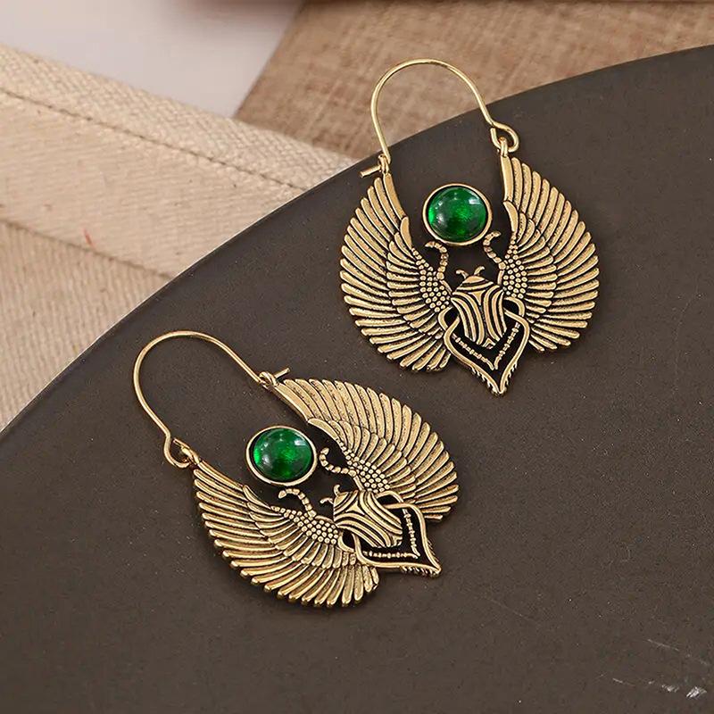 Vintage Golden Egyptian Style Sacred Wings Beetle Design Inlaid Emerald Hoop Earrings Gold Color Earring Party Gift