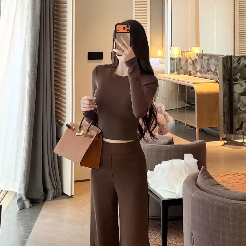 Coffee-Colored Korean Style Tight Long-Sleeve T-Shirt, Women's Autumn/Winter Base Layer Top for Petite Women