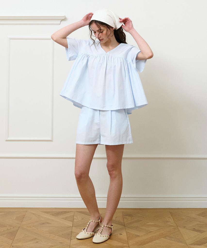 LETTRE DE LE TOILE Clover Pintuck Shorts (Blue Stripe)