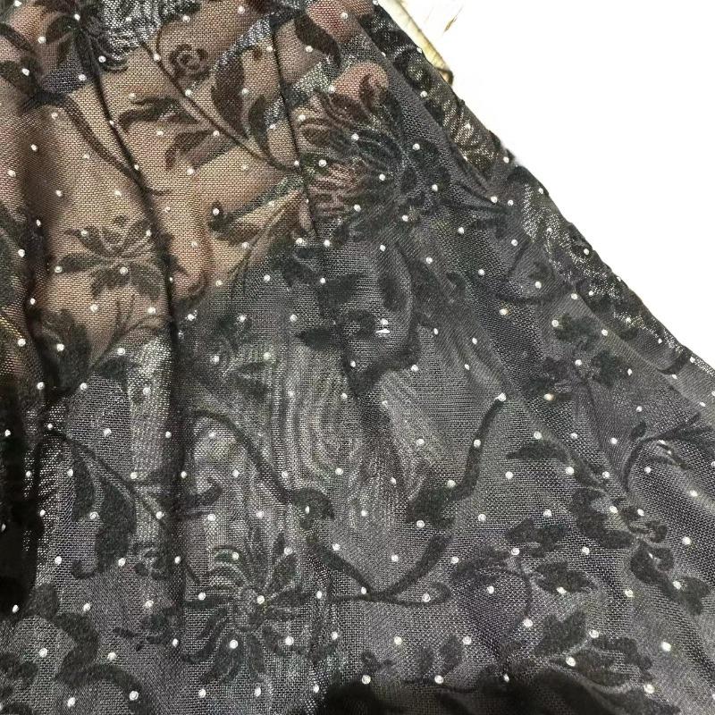 1m*1.4m Wielorodzajowa Elastyczna Poliestrowa Tkanina Siatkowa 40D Flokowany Kwiat Geometryczna Aksamitna Tkanina na Odzież do Jogi