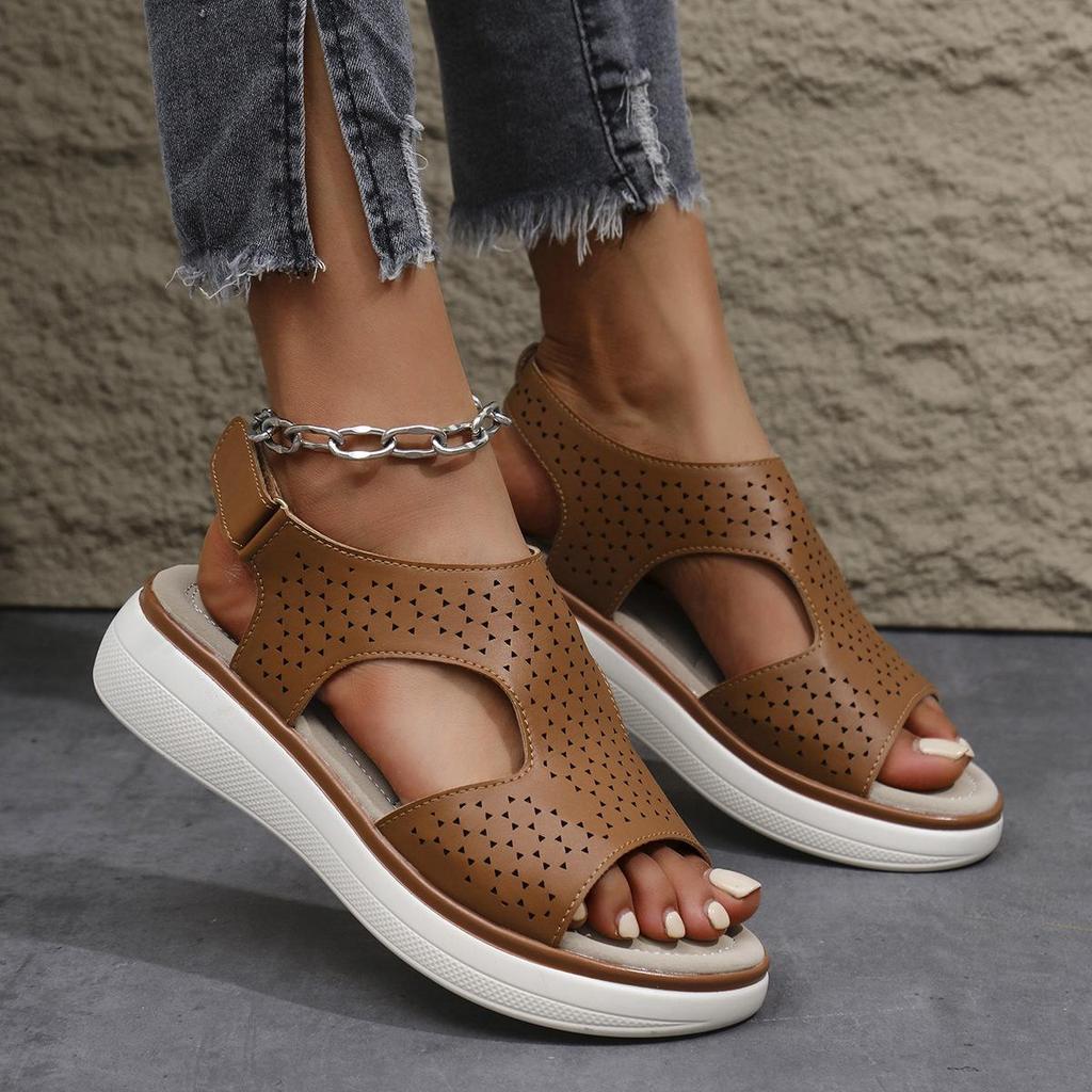 Summer 2025 Women's Retro Wedge Sandals - Lightweight, Large Size, Comfortable, European & American Style.