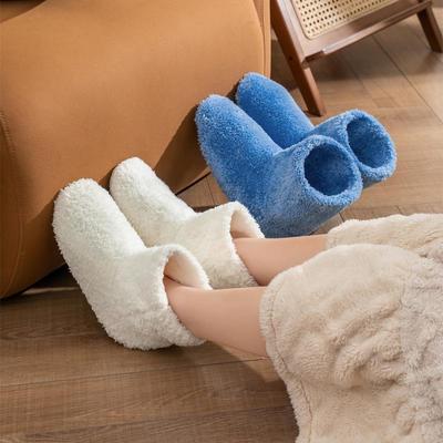 Pantoufles d'intérieur en peluche velours corail d'hiver pour femmes: Chaussons d'intérieur chauds en coton de couleur unie avec talon confortable