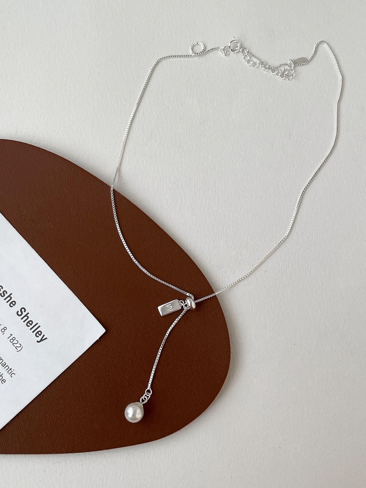 

Exquisite retro pearl necklace women s exquisite fashion pull-up sterling silver collarbone chain lady style autumn and winter neck chain new 925 silver