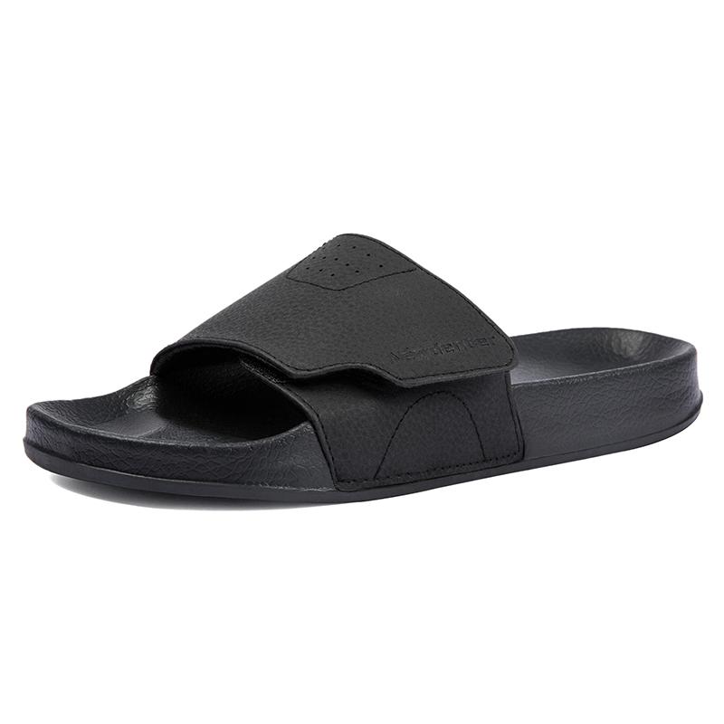 Fashion New Men Thick Bottom Slippers Platform Bathroom Slides Non Slip Trend Designer Shoes Female Beach Shoes Flip Flops Men Sandals
