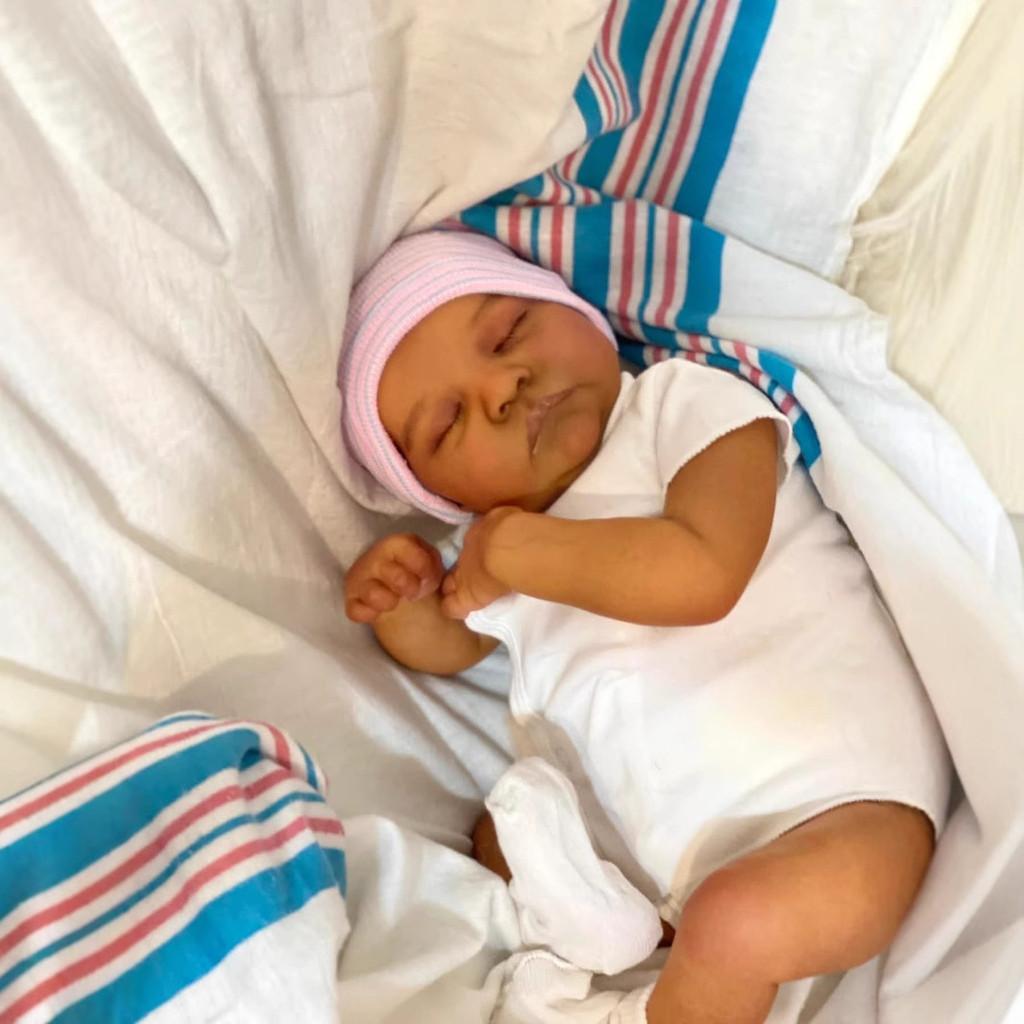 Reborn Silicone Baby Doll With Realistic Skin And Clothing For Collectors And Kids