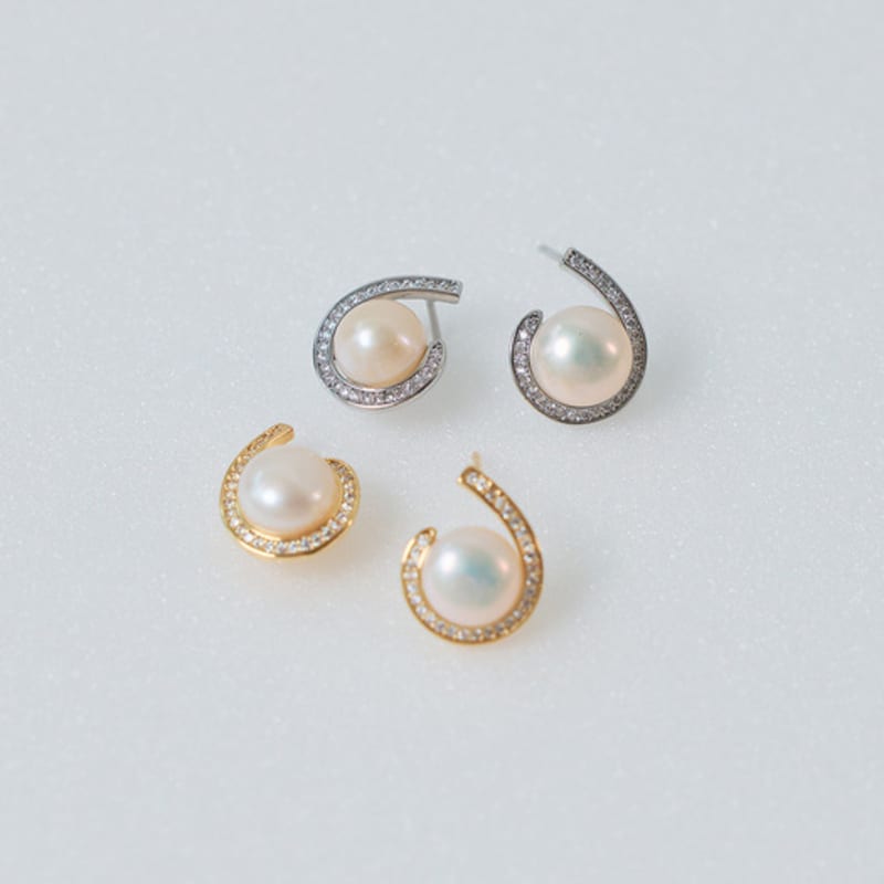 Les Bijoux Philosophy LB_pearl Comma earring_SILVER