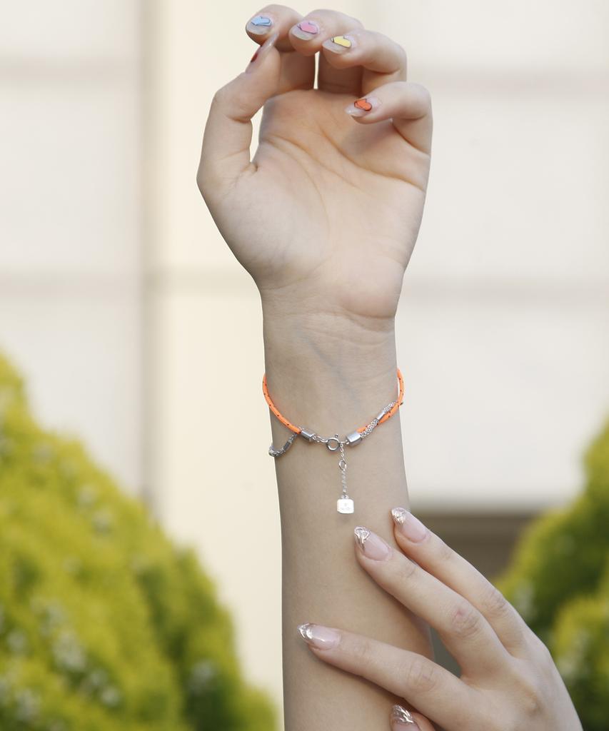 Begins Larin Twosome Bracelet Orange Dot