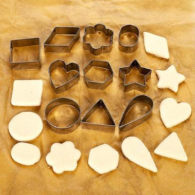 30 Piece Set/box Stainless Steel Mini Biscuit Cutting Mold Geometric Pastry Dough Fruit Cookies Pastry Decoration Baking Tool