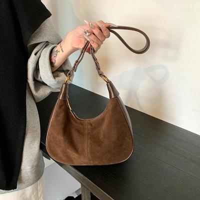 Modische, solide PU-Halbmond-Umhängetaschen für Damen, hochwertige, leichte Neuheit, fortschrittliches Gefühl, Retro-Schultertaschen im britischen Stil