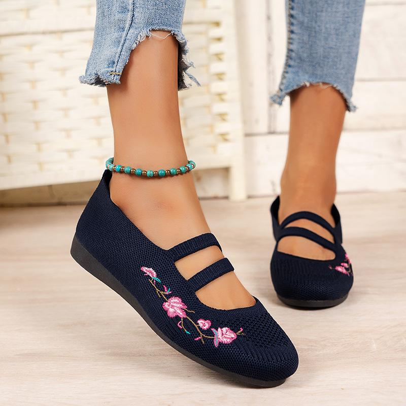 

Large size summer women s flat-bottomed casual single shoes round head ethnic style embroidery retro style cover 43 темно-синього кольору