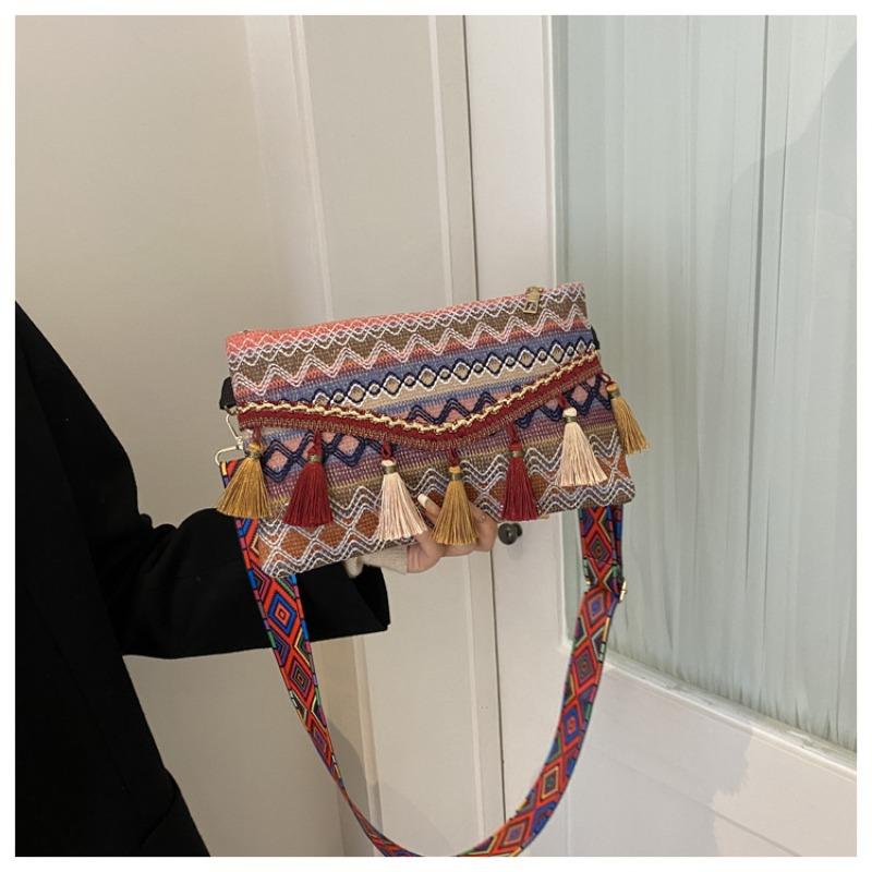 

Spring new literary and fashionable fringed shoulder tote bag retro commuter fashion messenger bag bag червоний