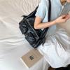 Vintage Saddle Motorcycle Bags Underarm Single Shoulder Bag Pillow Shape Crossbody Handbag Pure Color Zipper Closure Leather