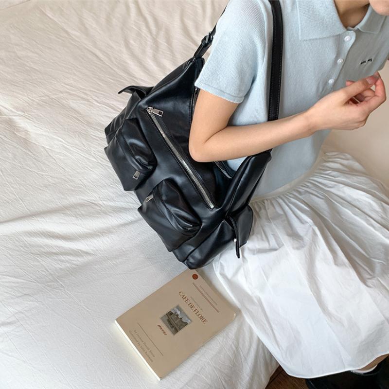 Vintage Saddle Motorcycle Bags Underarm Single Shoulder Bag Pillow Shape Crossbody Handbag Pure Color Zipper Closure Leather