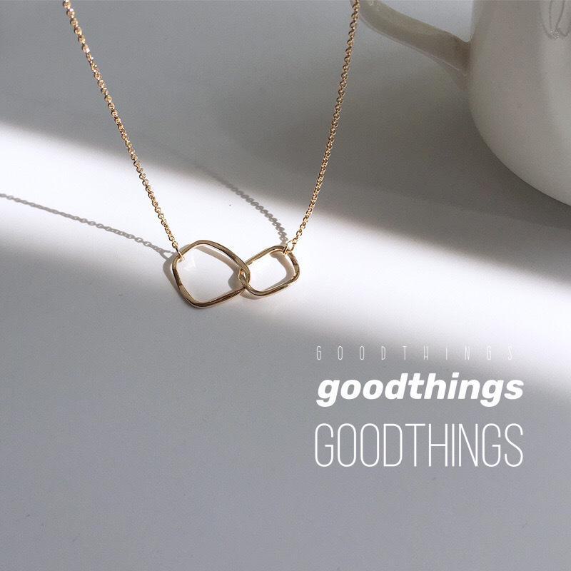 Mobius Women's Necklace: Elegant, High-End Design, Trendy Clavicle Chain, Fashionable & Versatile - New 2025 Style.