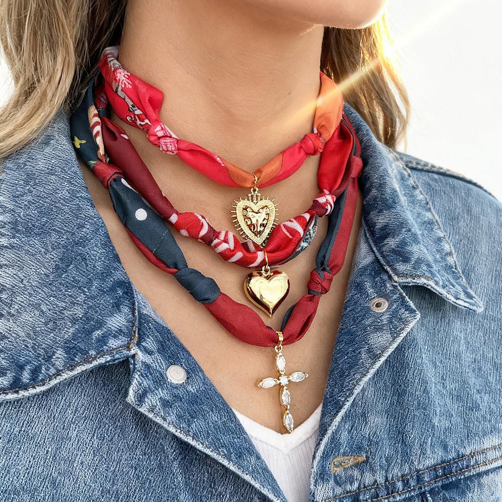 Cross-Border Love Heart Copper Beaded Necklace for Girls & Women - Christmas Collection