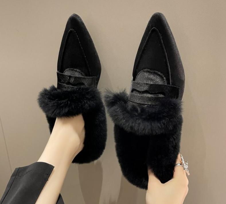 Fashion Fur Women Flats Cotton Boots Pointed Toe Suede Warm Shoes Designer Snow Boots Short Plush Walking Sexy Lady Shoes