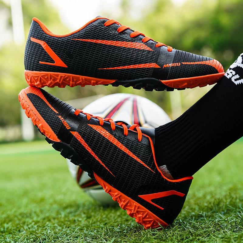 Men Football Boots Long Spikes High Ankle Soccer Shoes TF Outdoor Grass Cleats Soccer Boots Training Sport Football Shoes