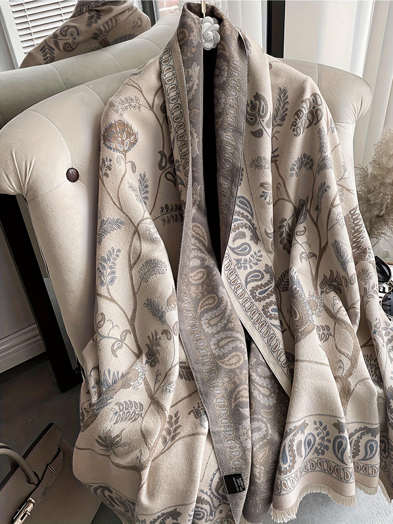 

Теплый и ветрозащитный женский шарф с цветочным узором - мягкий материал, имитирующий кашемир, идеально подходит для осени и зимы. One-size