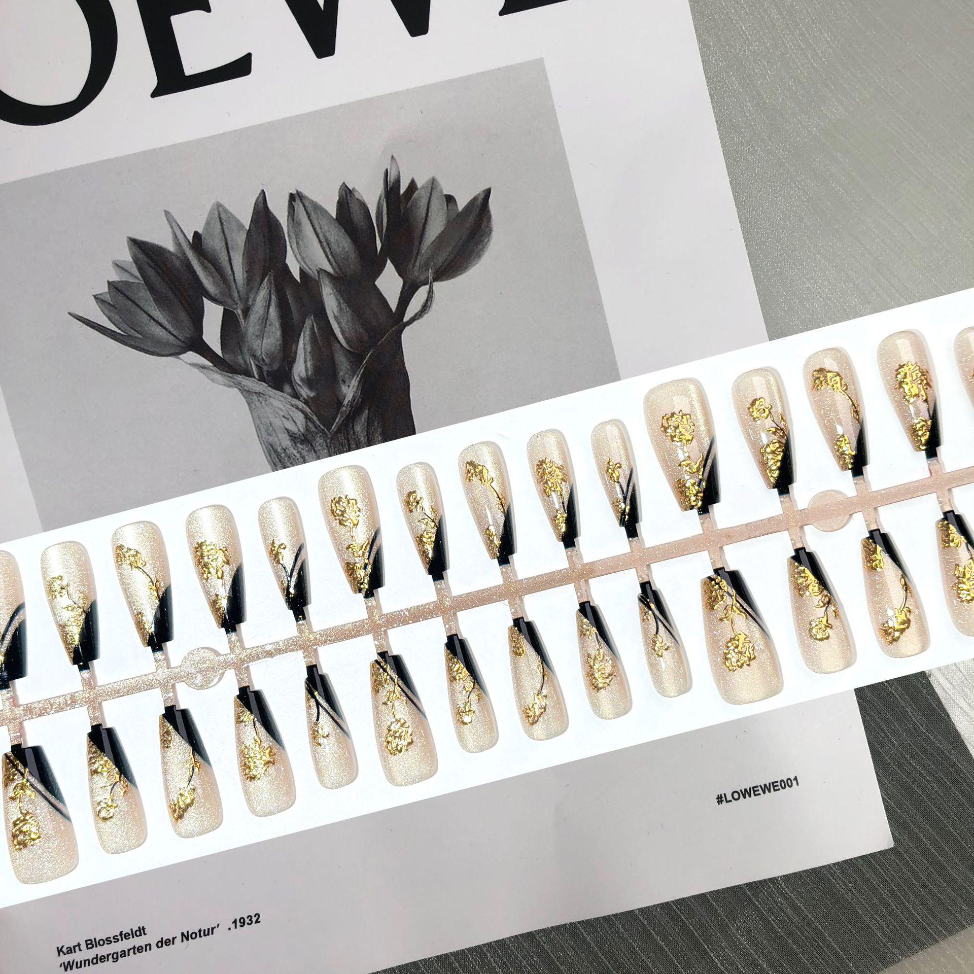 

Французские черные и золотые цветочные накладные ногти: Роскошный маникюр «Кошачий глаз» с кристаллами для острой девушки YM291-S Black and Gold Floral [All Small Size]