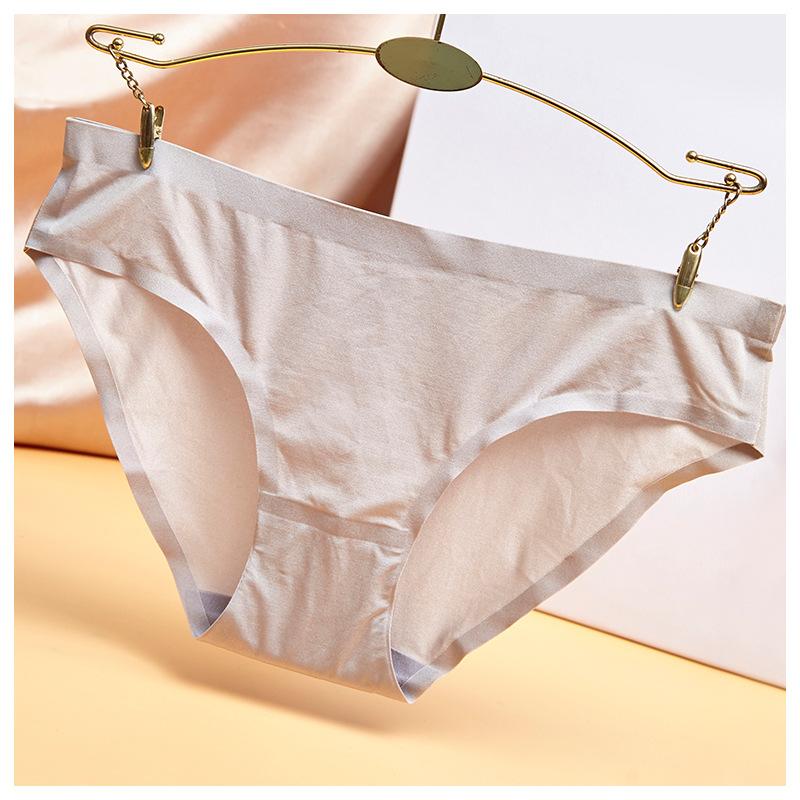 Women's Summer Ice Silk Seamless Underwear Sexy Triangle Pants Women's Simple Underwear Low Waist Breathable