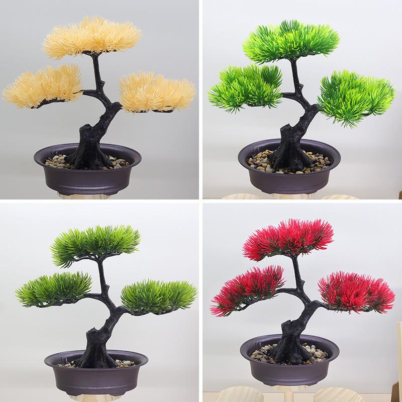 Künstliche Kiefer mit Kunststoffmaterial für Heim- und Gartendekor und Balkonlandschaft