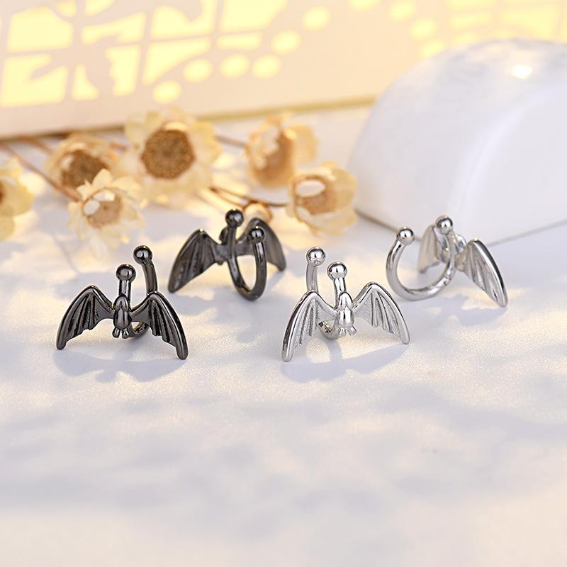 2026 Bat Ear Clips No Piercings for Women, Cool Dark Personality, Aloof Style Punk Handsome Earrings for Men, Bone Ear Clips