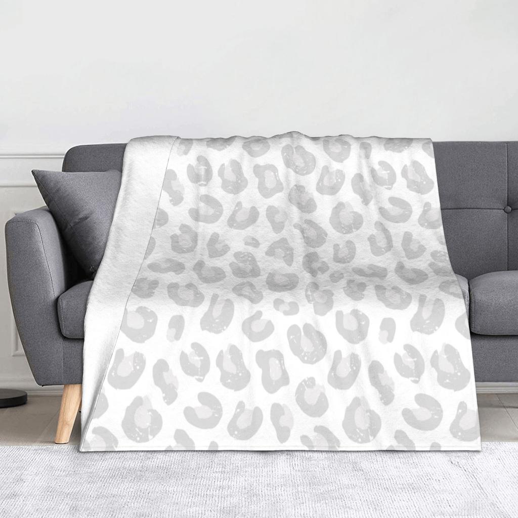 Leopard Print Blankets Flannel Decoration Breathable Super Warm Throw Blanket for Sofa Couch Bedspreads