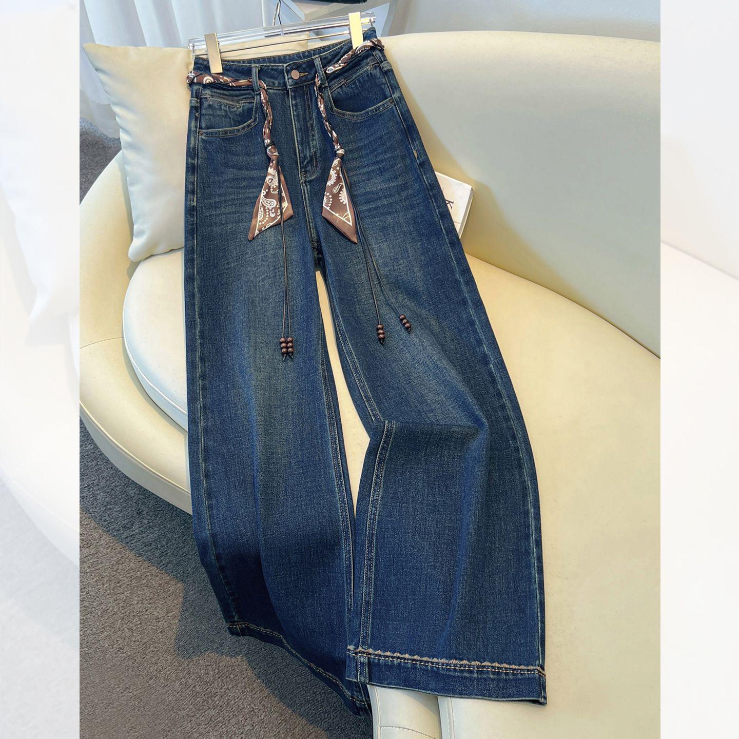 

2026 Fashionable High-Waisted Dark Blue Cropped Jeans for Women - Stylish and Versatile Wash L