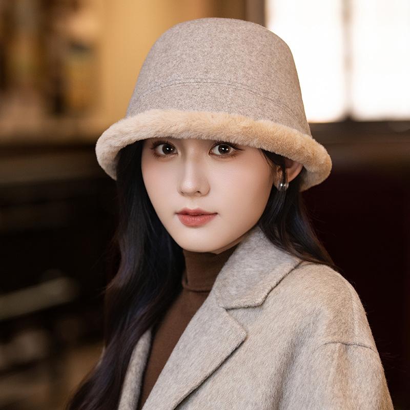 Simple Plush Thickened Fisherman Hat for Women In Autumn and Winter Casual Versatile Plush Hat Showing Face Small Windproof and Warm Basin Hat