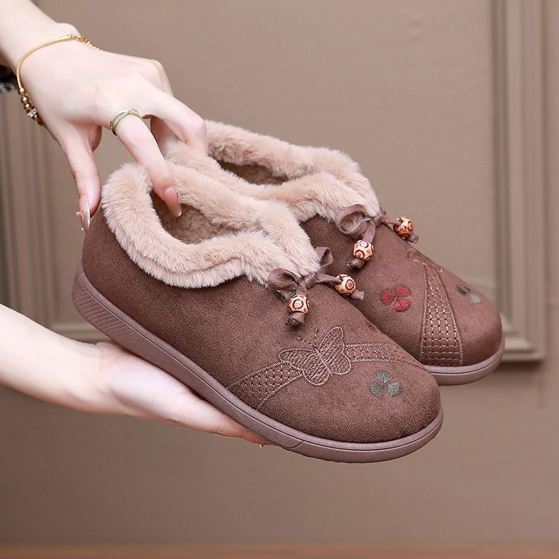 Winter old north cloth shoes women's velvet thickened middle-aged and elderly mother cotton shoes cold warm flat bottom the elderly cotton boots