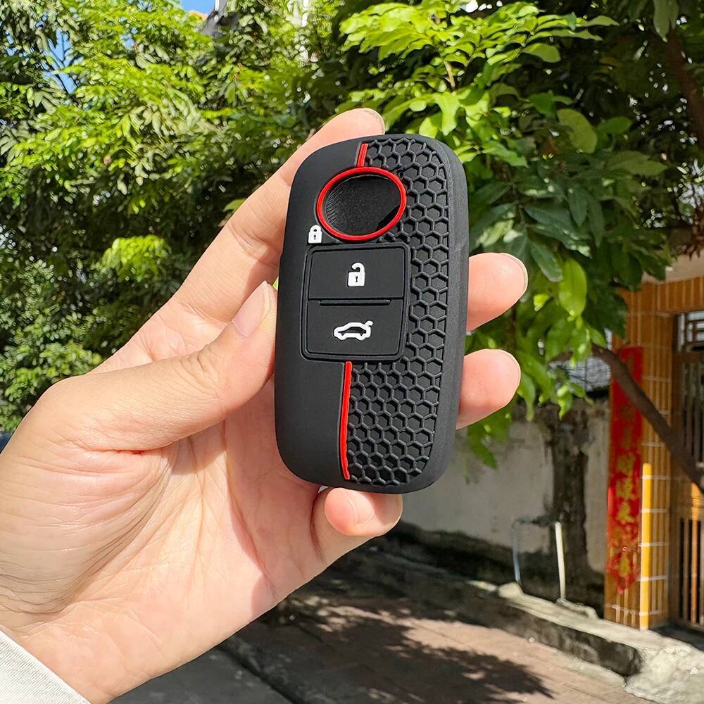

Keychain Protection For Daihatsu Rocky Tanto La600S 150S 800S Key Case For Toyota Veloz Yaris Vitz Wigo Raize Holder Car Caps