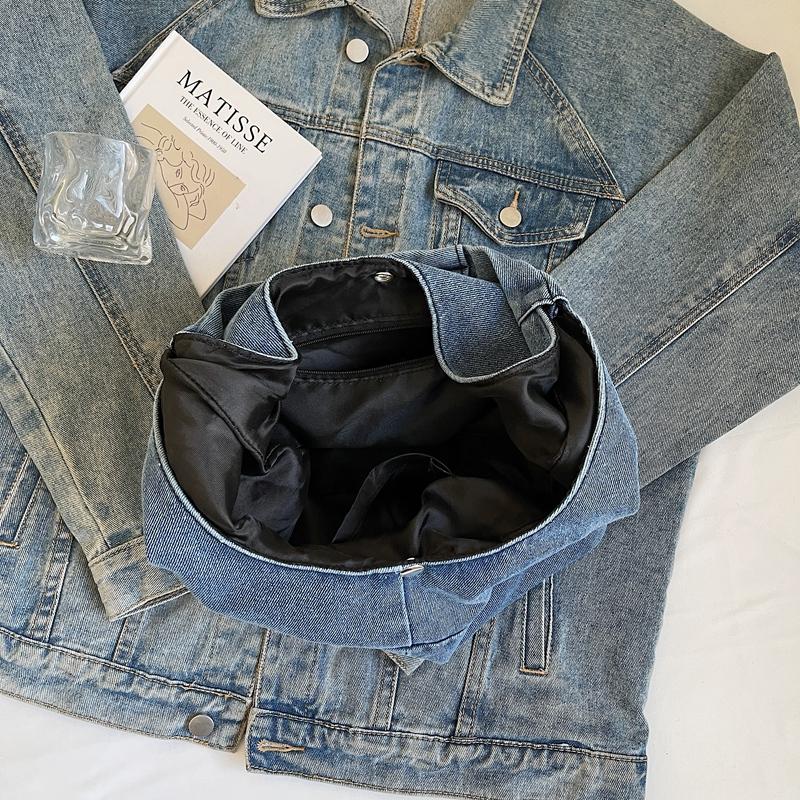 Classic Denim Hobo Bag – Stylish & Durable Shoulder Tote for Women, Perfect for Everyday Use