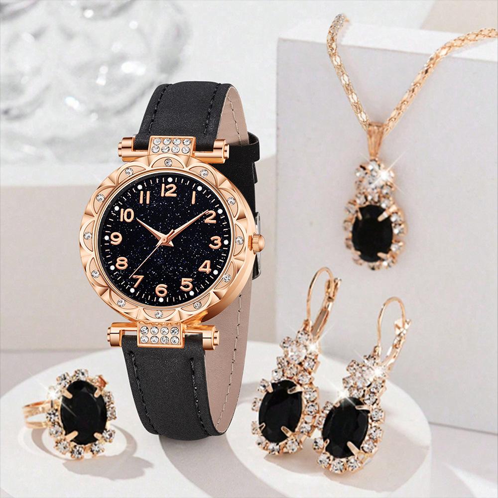 Diamond Watch Women's Belt Digital Disc Quartz Watch High Value Clover Jewelry Watch Set