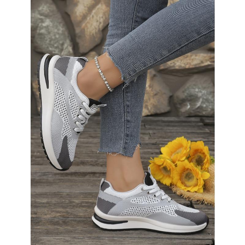 Women's Spring-Summer Breathable Mesh Lightweight Soft-Soled Casual Sports Shoes, Comfortable Outdoor Footwear, Available In Large Sizes.