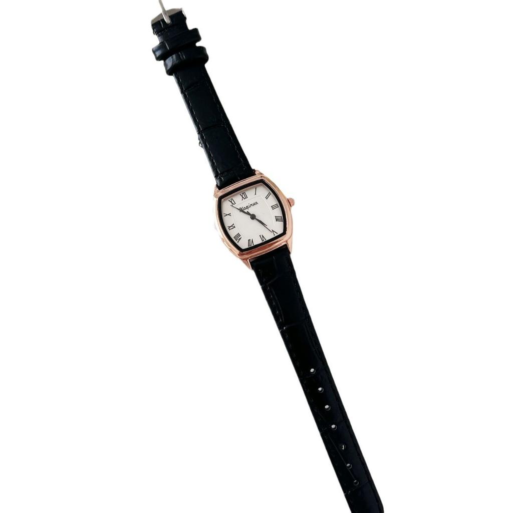 Watch Female Simple Temperament Wind Junior High School High School Student Retro Literary Digital Small Dial Versatile Quartz Watch