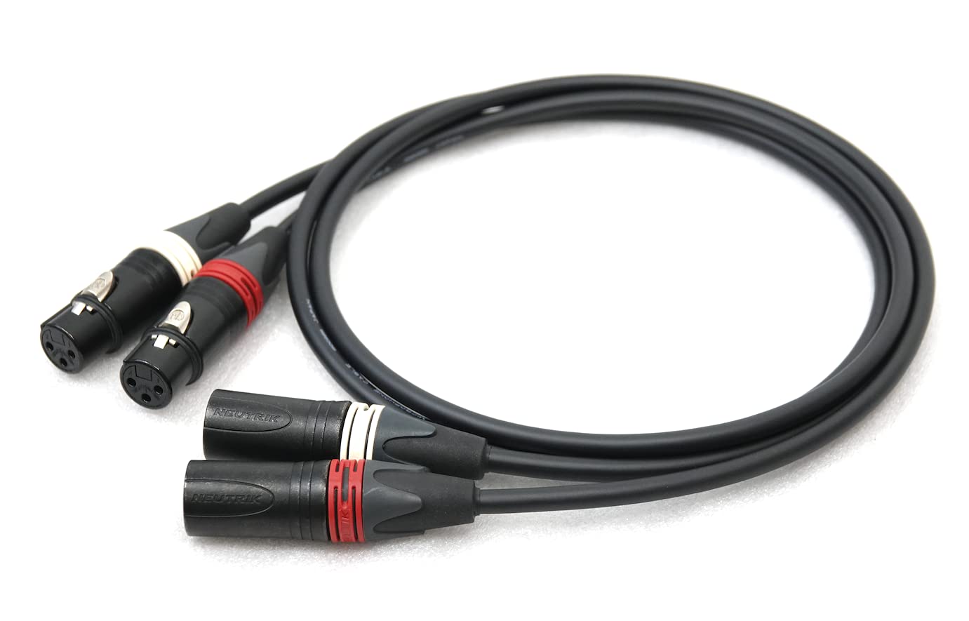 

MOGAMI 2534 Red and White 2 Pair XLR Microphone Cable (1.5m)