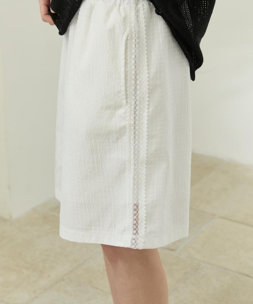 WIOE Lace Check Half Pants_White