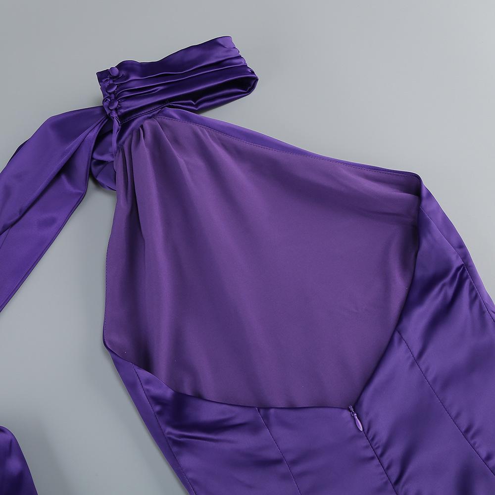 Elegantní večerní šaty s halterneckem a vysokým pasem pro jaro/léto