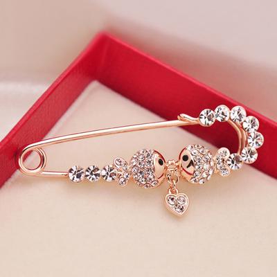 Cute Fish Diamond Brooch Women'S Korean Sweater Suit Corsage Jacket Cardigan Large Pin Buckle With Accessories