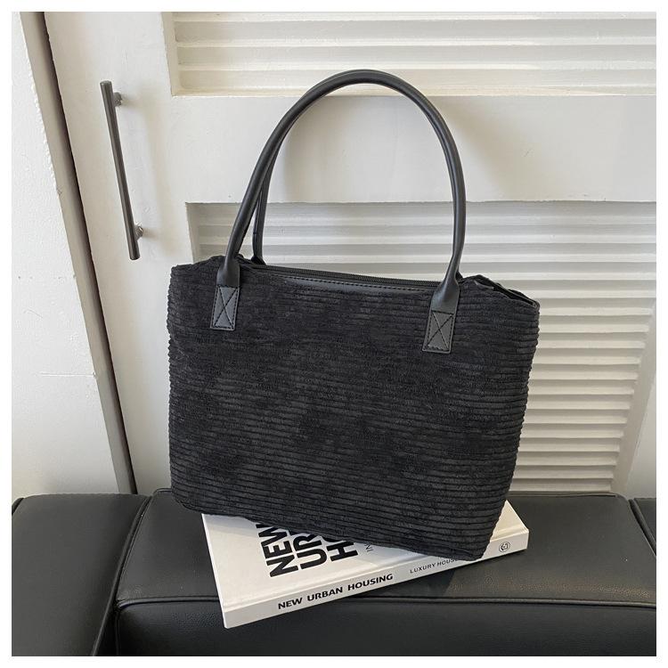 Gas große Kapazität Cord einfarbig Streifen Samt einfarbig neue Mode lässig tragbar Schulter Achsel Damen Tasche