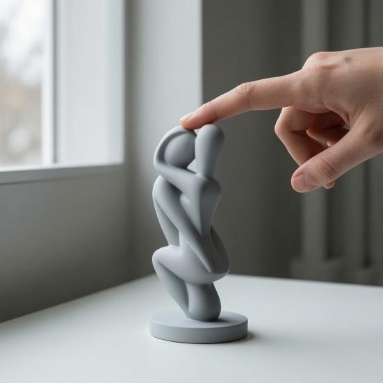 Three-dimensional Effect Statue 3D Printed Hugging Couple Sculpture, Abstract Embrace Figurine with Smooth Curves, Minimalist Balanced Weight Ornament