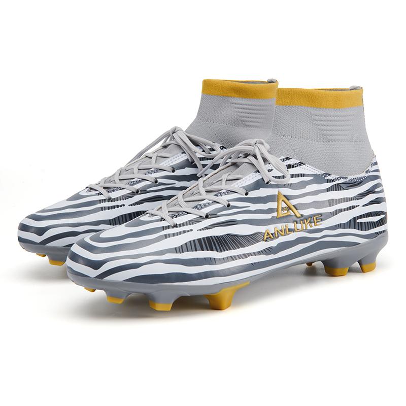 Футбольные бутсы — фото 5