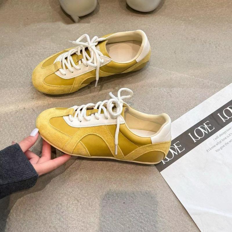 Leather women's spring new versatile flat-bottomed lace-up casual shoes sneakers tide