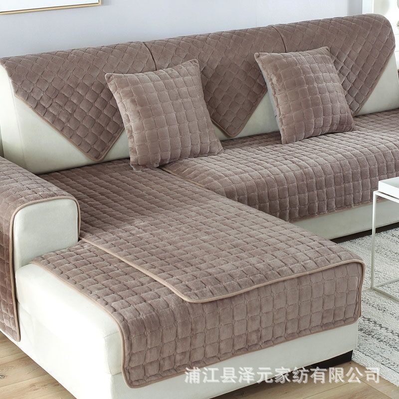 Thickened Plush Sofa Cushion Non-Slip Seat Cushion Autumn And Winter Flannel Warm Sofa Cover Towel  Labeling