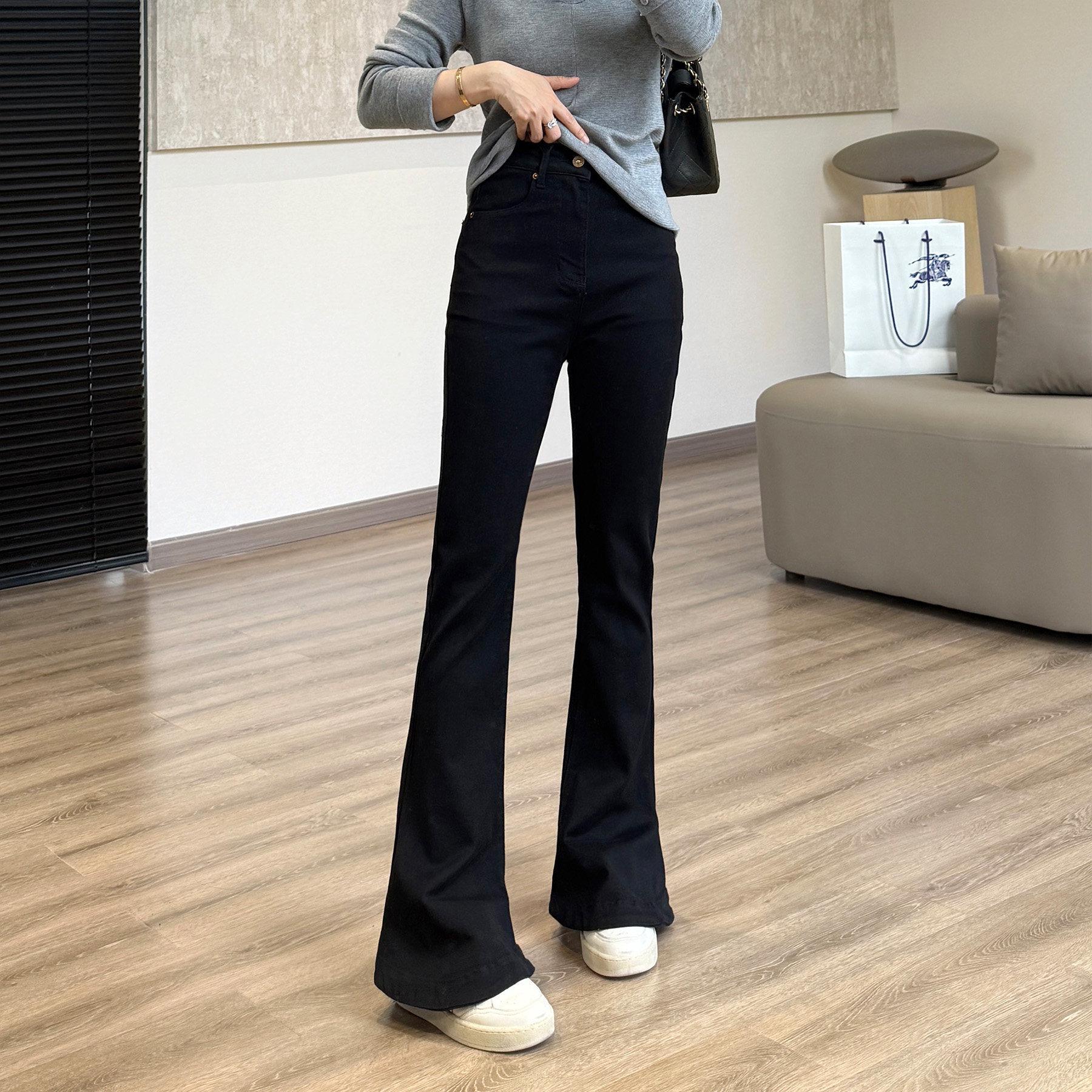 

Spring Style: Slim Bell-Bottom Pants - Fade-Resistant, Stretchy, Flared Jeans for a Sleek Look S чорний